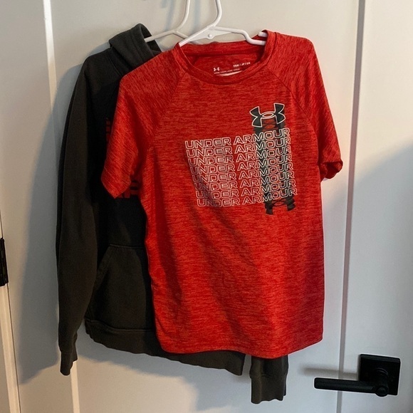 Under Armour Youth Small Hoodie and Tee EUC - Picture 1 of 9